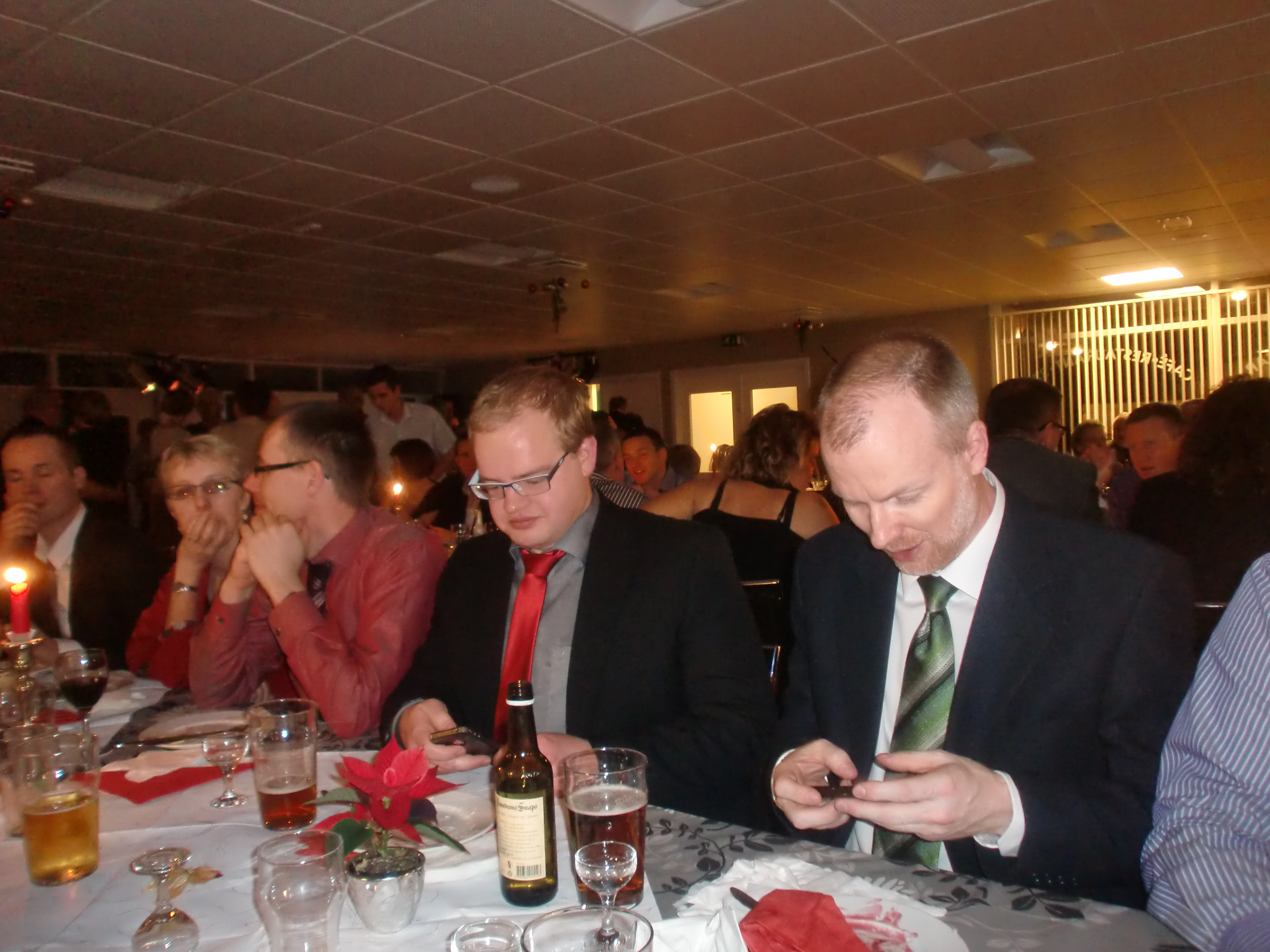 https://www.mos-eisley.dk/media/Netic billeder/Julefrokost%2003-12-2011/CIMG2321.JPG